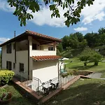 Spacious Holiday In With Private Pool *