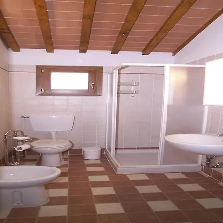 Spacious In With Private Pool Holiday home *